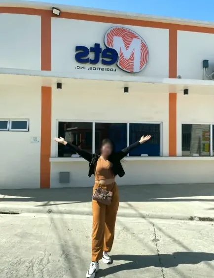 Paula, 25 años