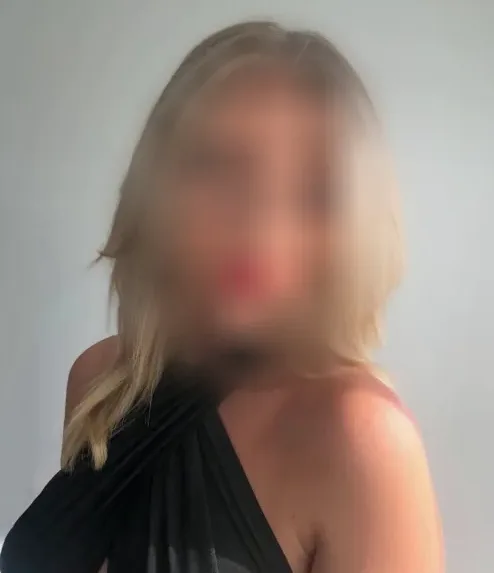 Uxía, 32 años
